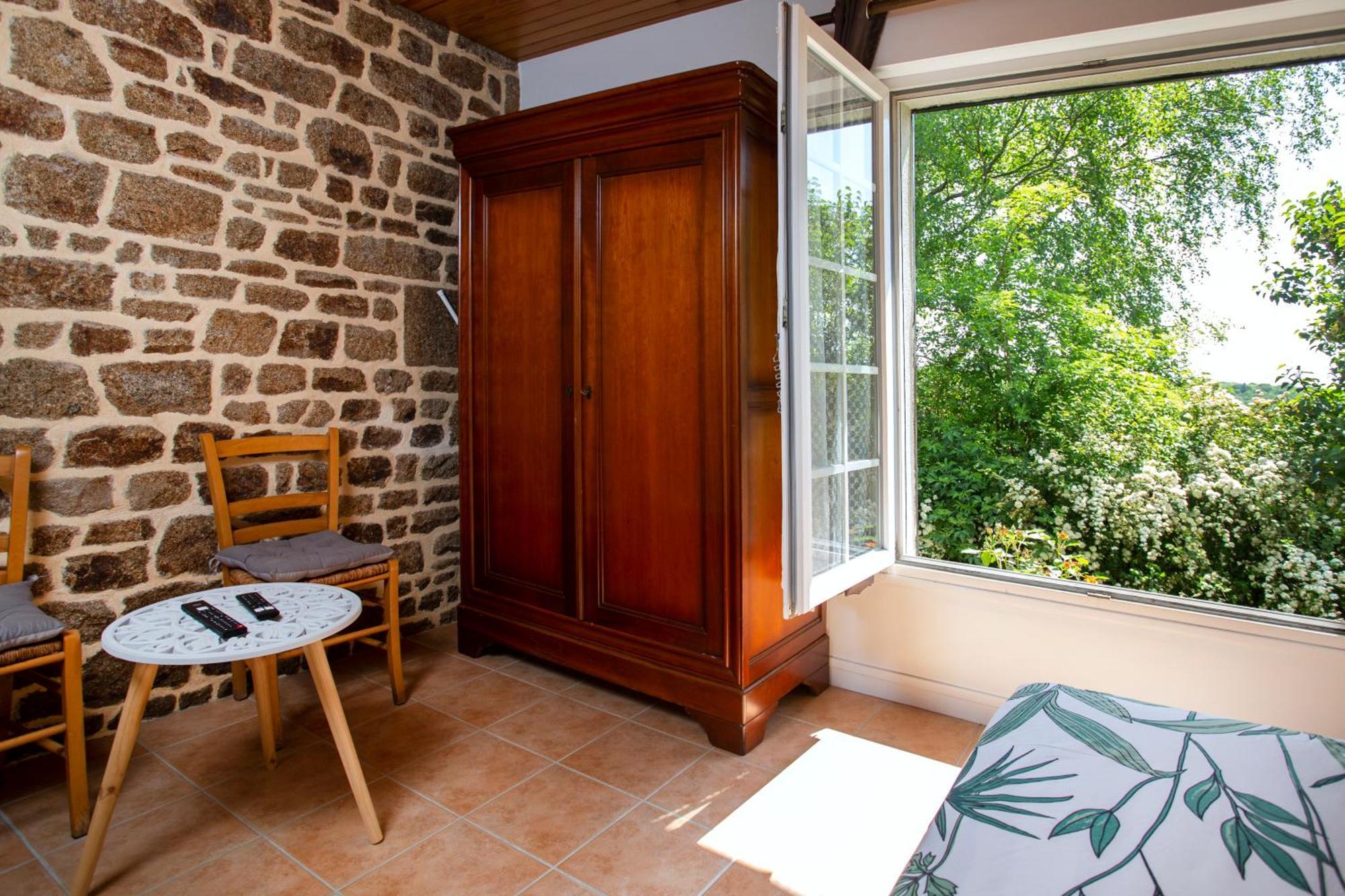 La Mancelliere De Montjoie Chambres D'Hotes Et Gites Saint-Michel-de-Montjoie Exterior photo